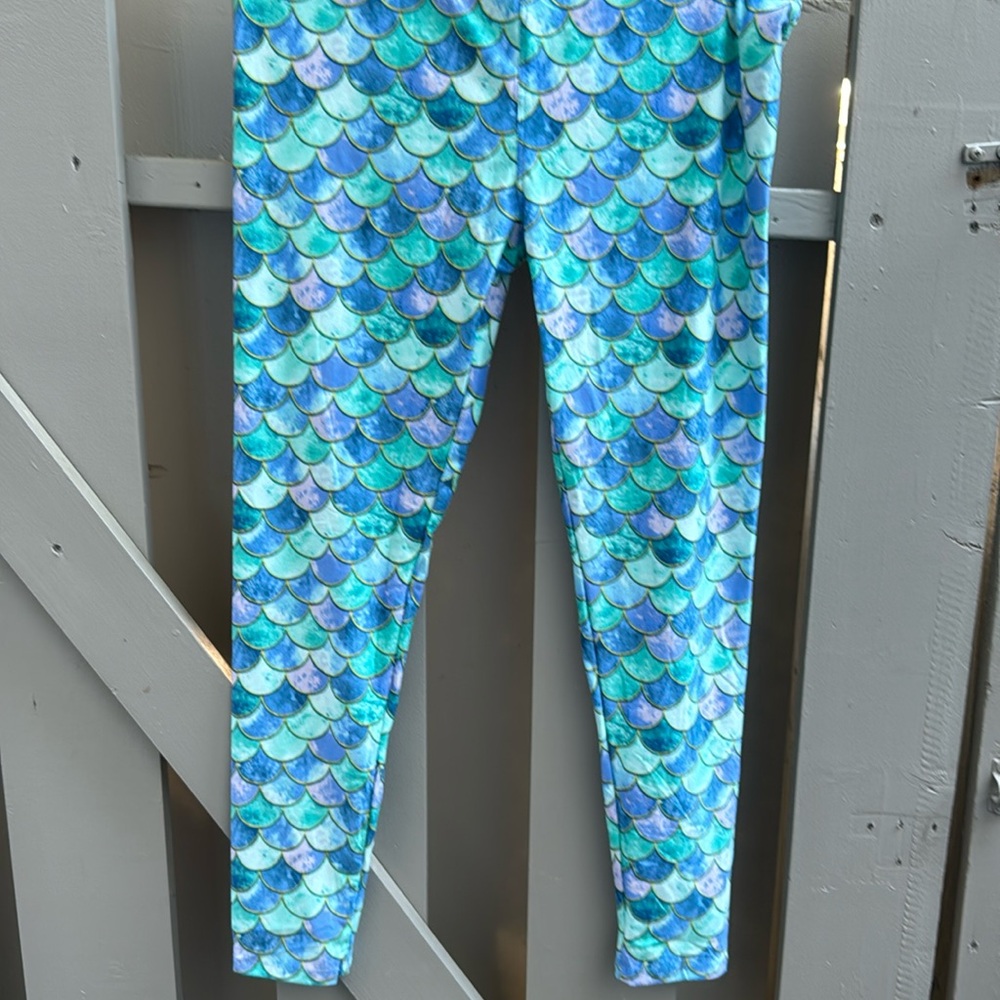 Lularoe TC mermaid print leggings